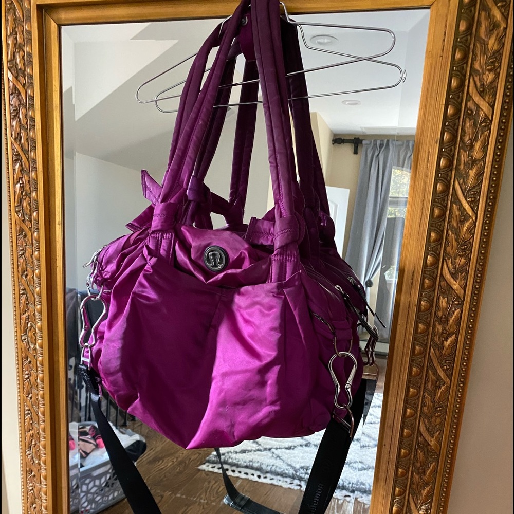 Used Lululemon Purple Bon Voyage Tote
